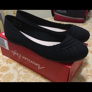 American eagle flats size 11